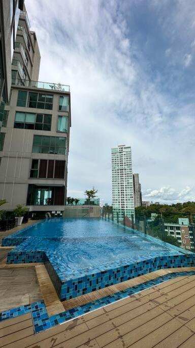 Cosy 1 Bedroom Pratamnak Area Appartement *